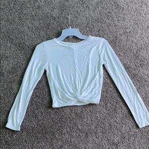 White long sleeve crop top